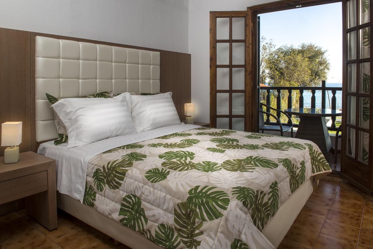 Georgalas Sun Beach Rooms Nea Kallikrateia Exterior foto