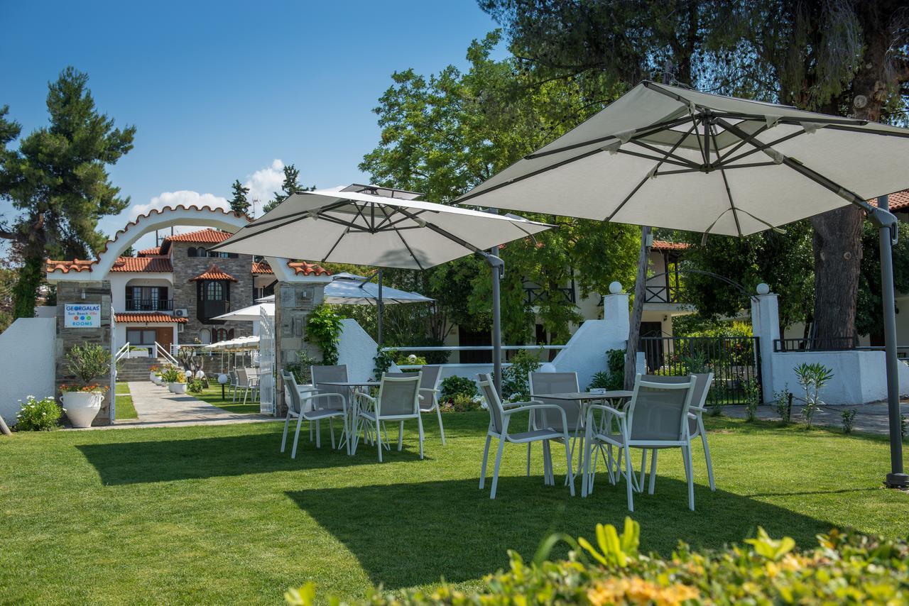 Georgalas Sun Beach Rooms Nea Kallikrateia Exterior foto